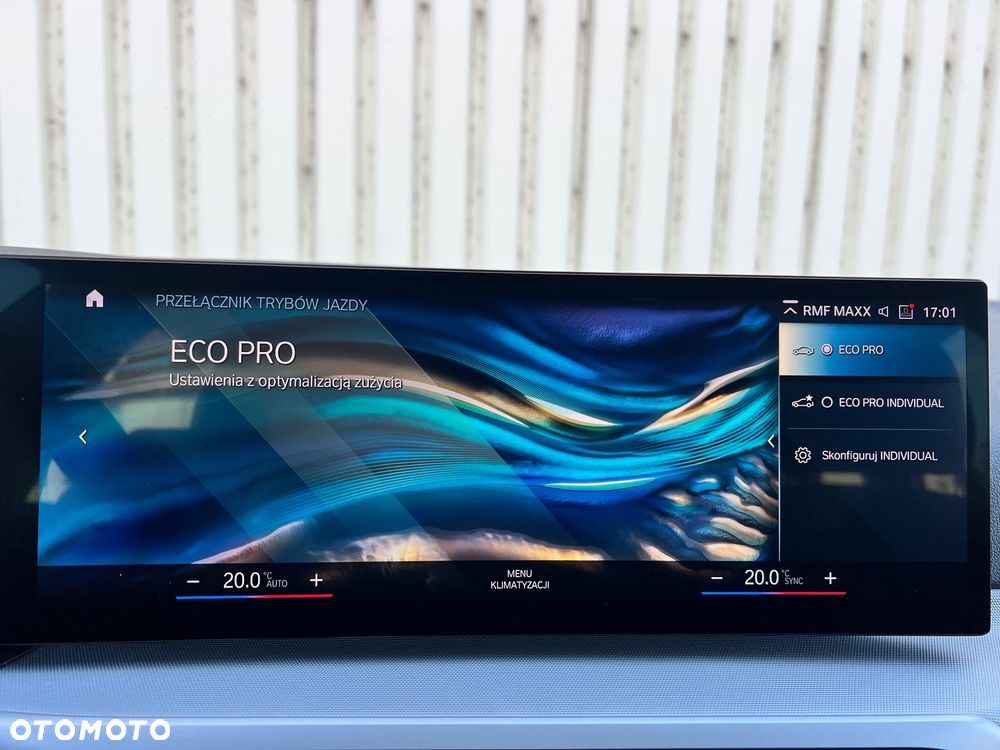 BMW Seria 3 318i Advantage - 32