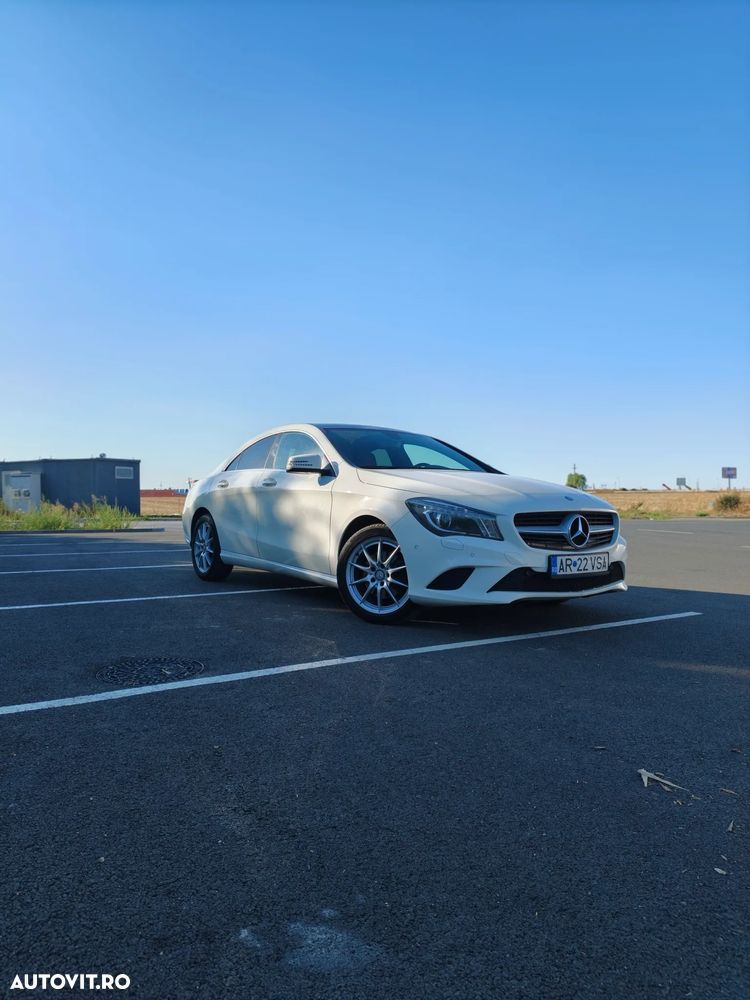 Mercedes-Benz CLA 200 - 4