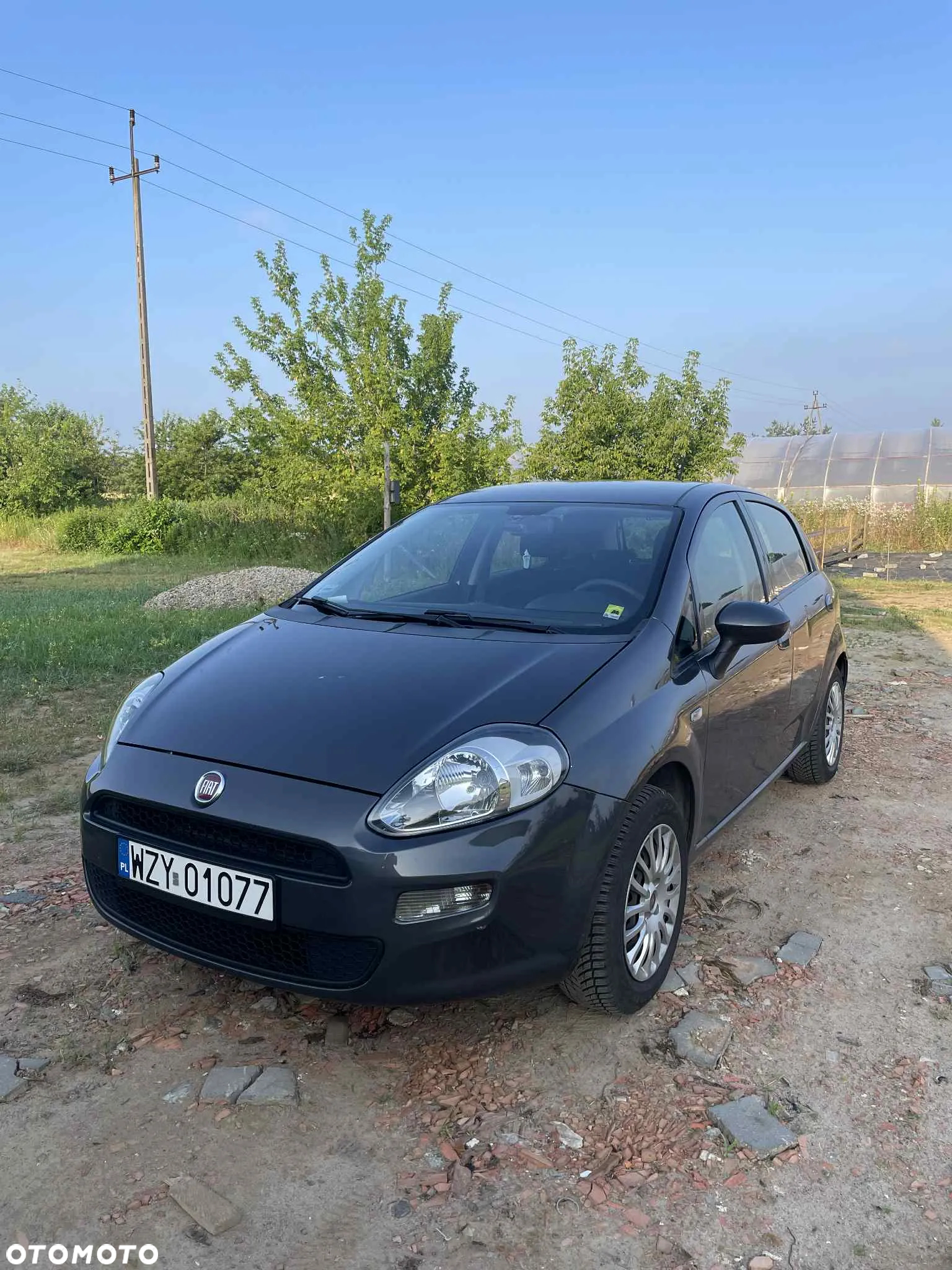 Fiat Punto 1.4 Easy S&S - 3
