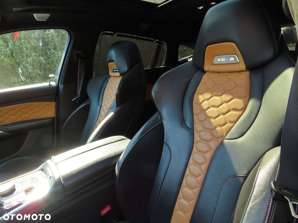BMW X6M - 19