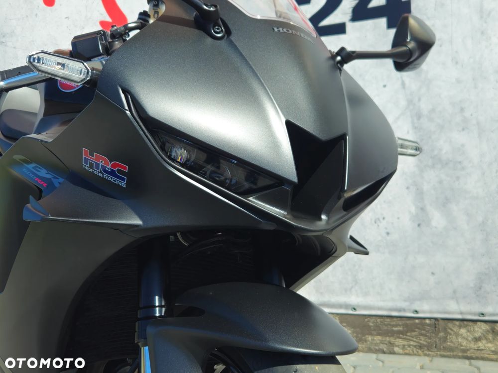 Honda CBR - 3