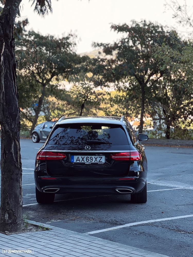 Mercedes-Benz E 300 Bluetec Hybrid Avantgarde - 4