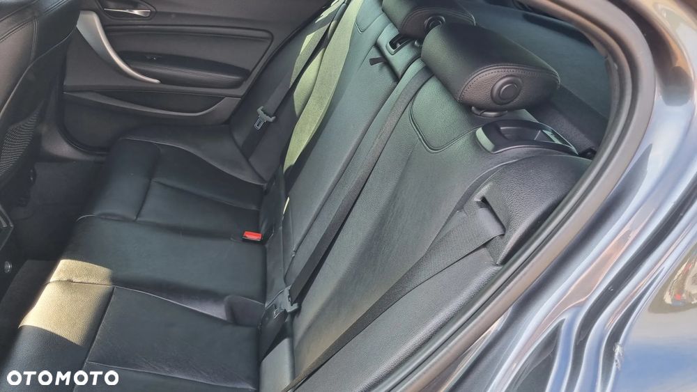 BMW Seria 1 M135i xDrive Sport-Aut - 32
