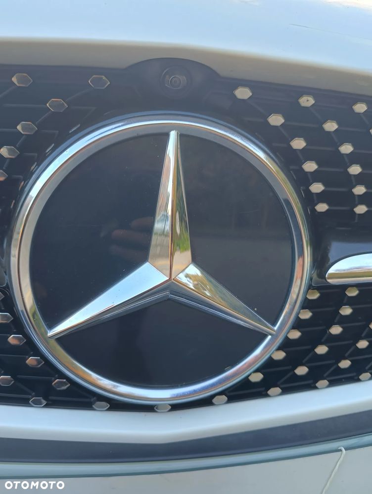 Mercedes-Benz Klasa A 220 4Matic 7G-DCT AMG Line - 28