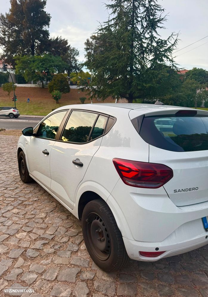 Dacia Sandero - 5