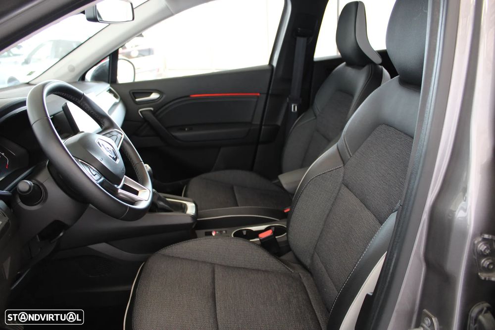 Renault Captur 1.0 TCe Techno Bi-Fuel - 6