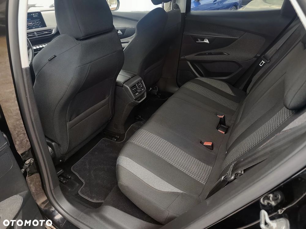 Peugeot 3008 - 10
