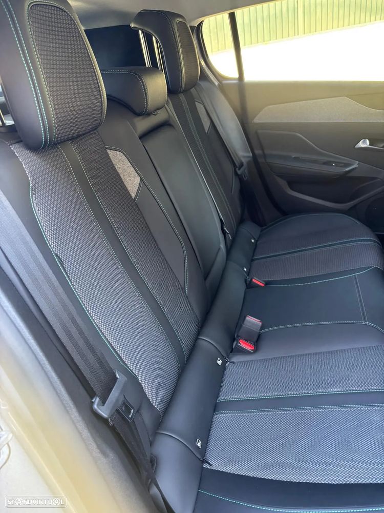 Peugeot 308 1.6 Hybrid Allure Pack e-EAT8 - 9