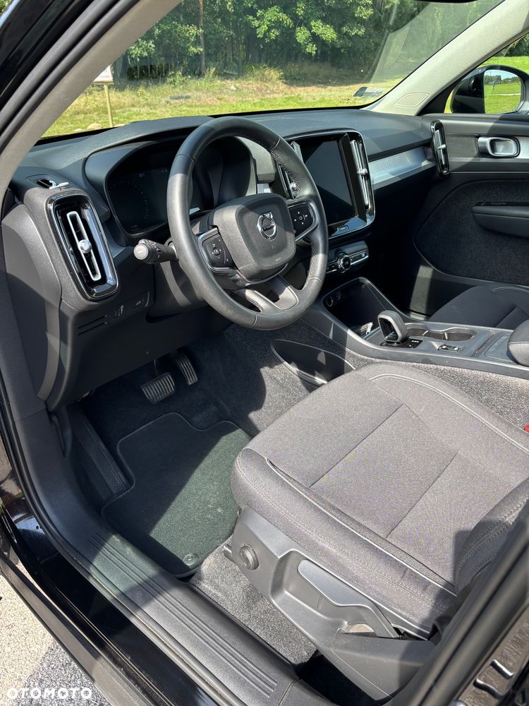 Volvo XC 40 T3 Momentum Pro - 6
