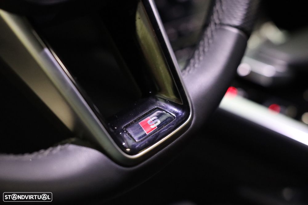 Audi e-tron 55 quattro S line - 10