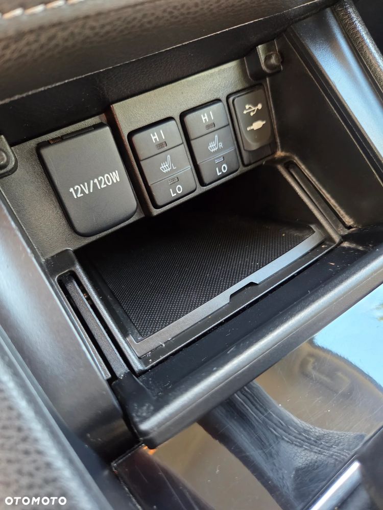 Toyota Auris 1.2 Turbo Executive - 17