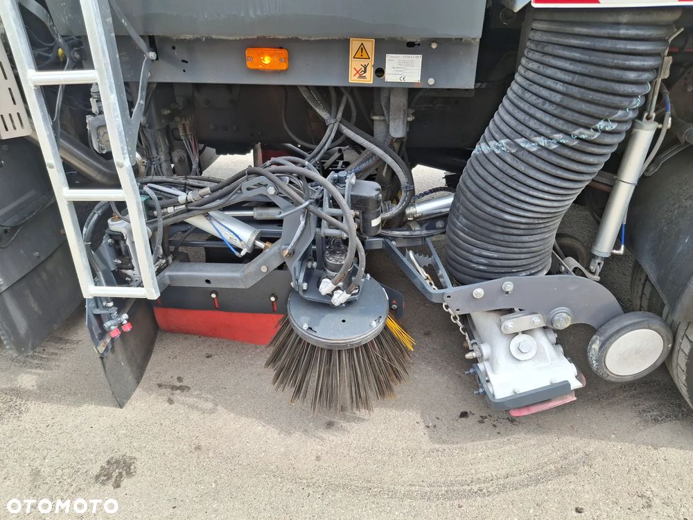 Renault Midlum 220 Zamiatarka Johnston VS500 2 Silniki Szczotki L/R Obie Strony - 4