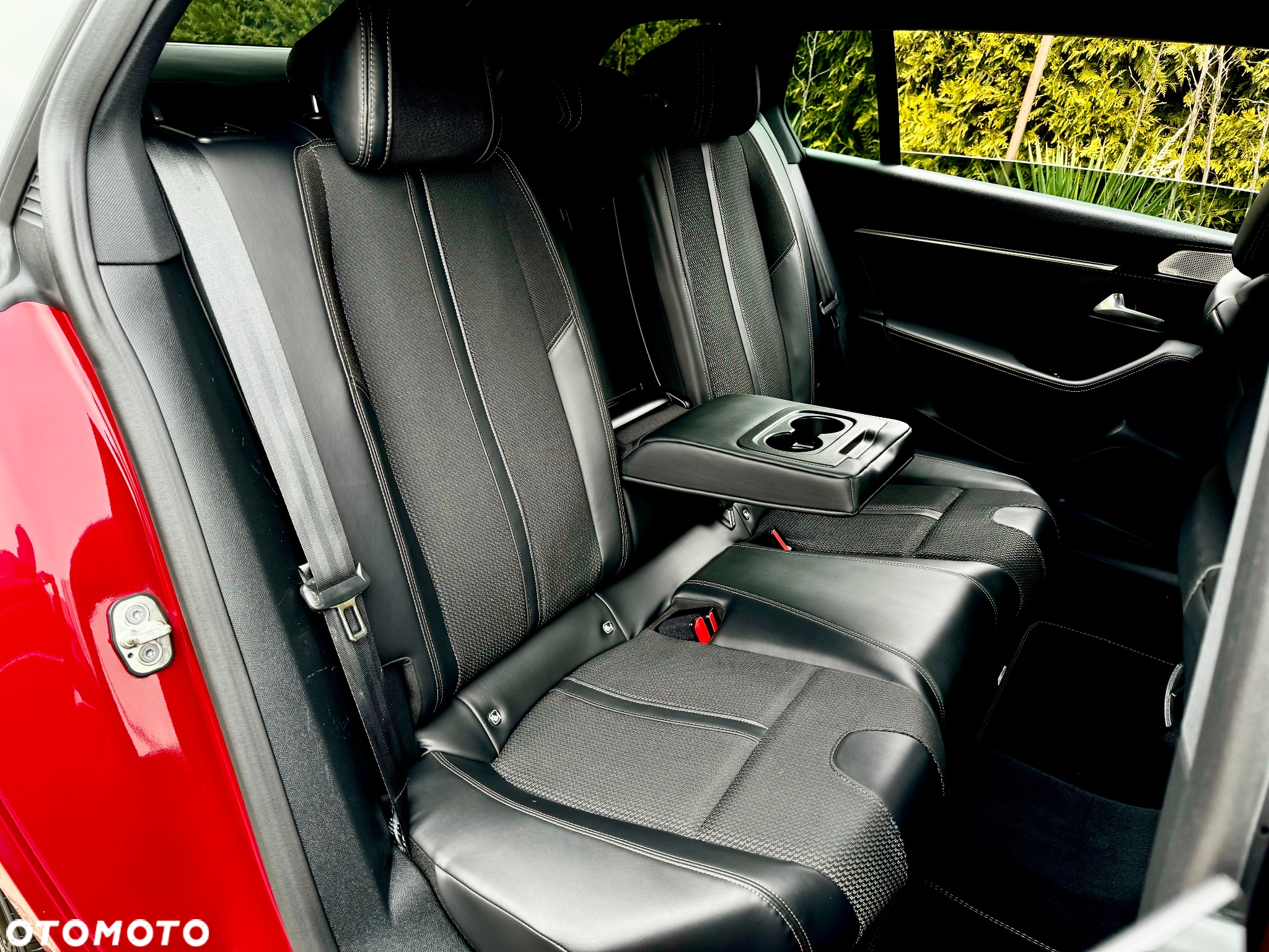 Peugeot 508 SW BlueHDi 130 GT S&S EAT8 - 29