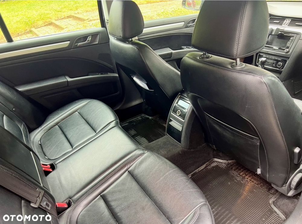 Skoda Superb 1.6 TDI Business - 4