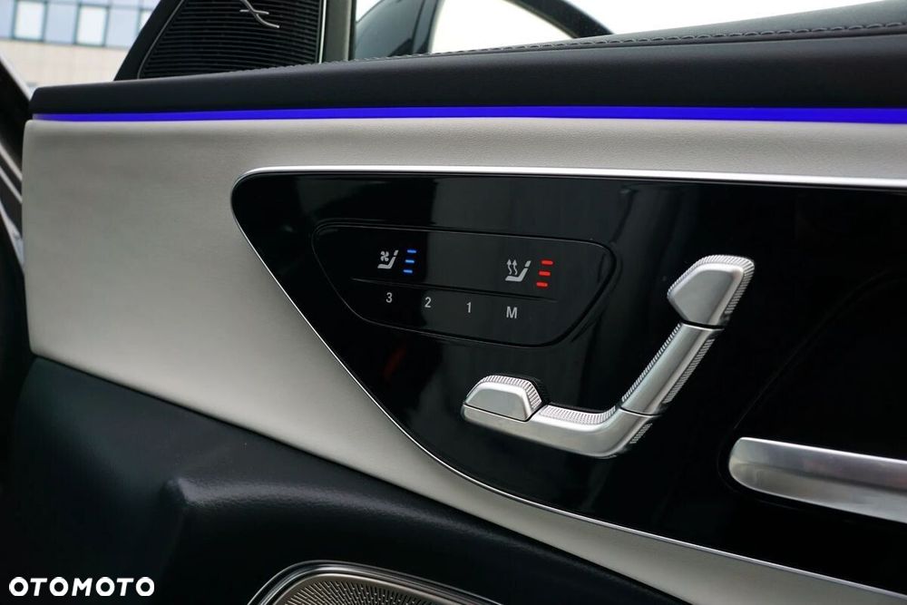 Mercedes-Benz Klasa E 220 d 4-Matic Exclusive - 18