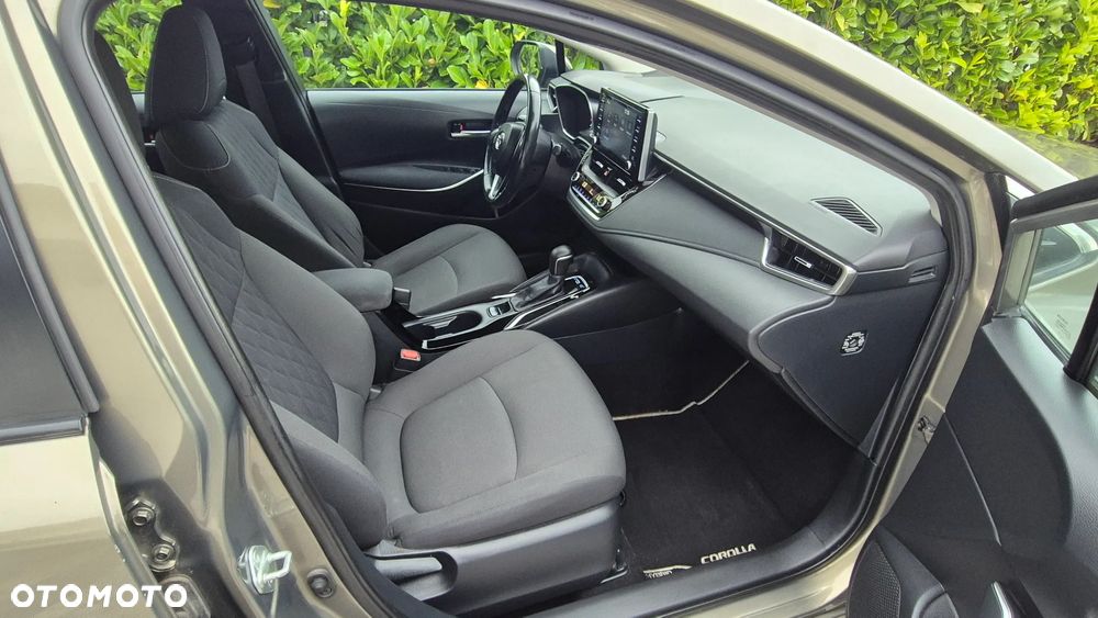 Toyota Corolla 1.8 Hybrid Comfort - 14