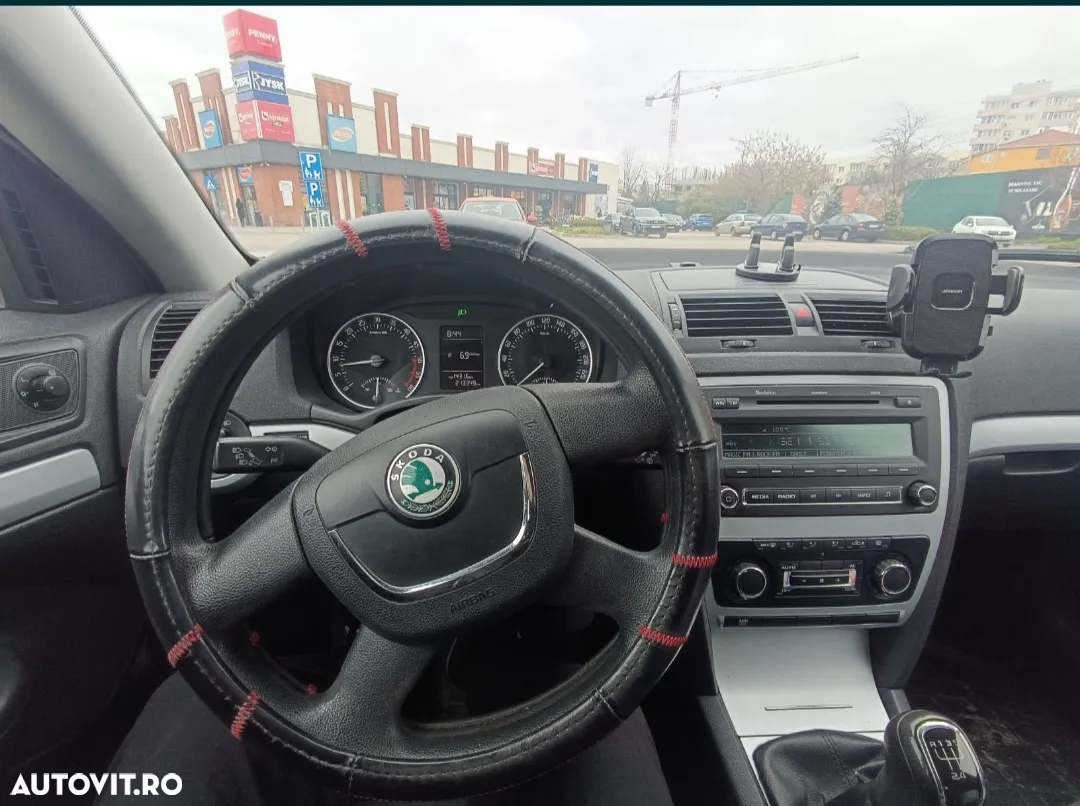 Skoda Octavia 1.6 TDI Classic - 8