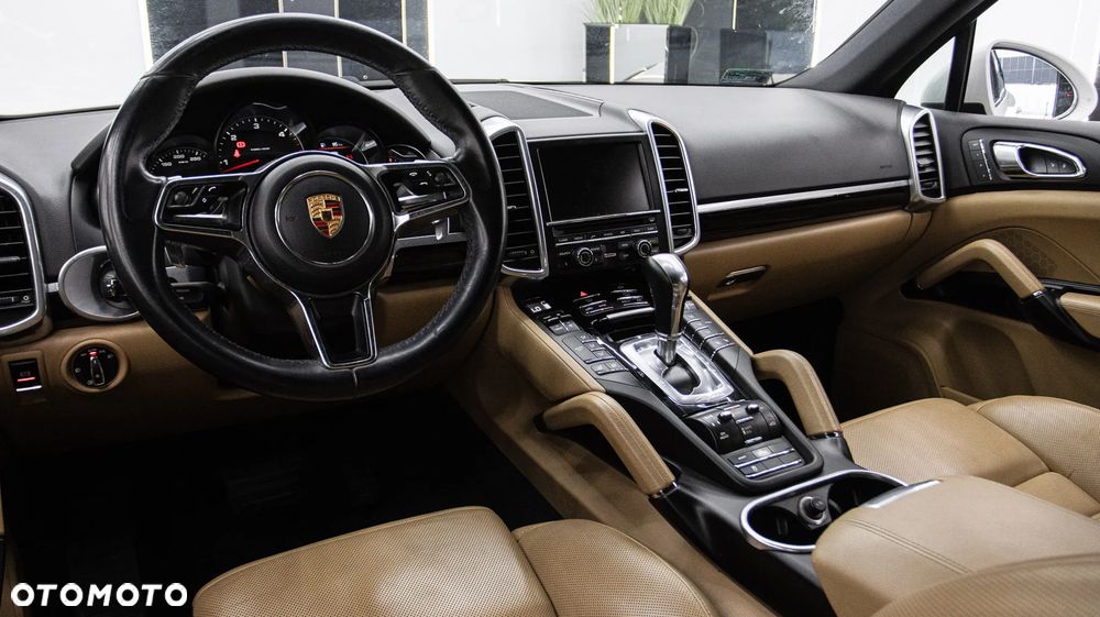 Porsche Cayenne Diesel Platinum Edition - 13