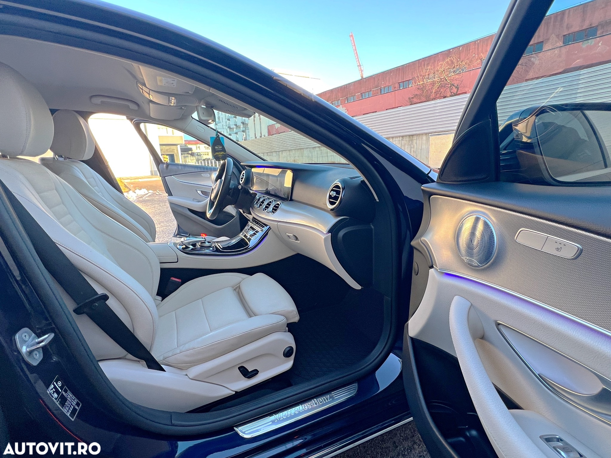 Mercedes-Benz E 220 d 9G-TRONIC Avantgarde - 5