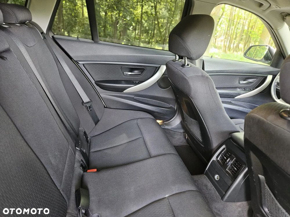 BMW Seria 3 - 4