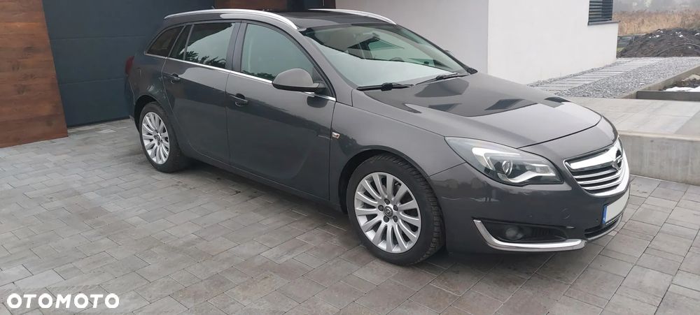 Opel Insignia - 1