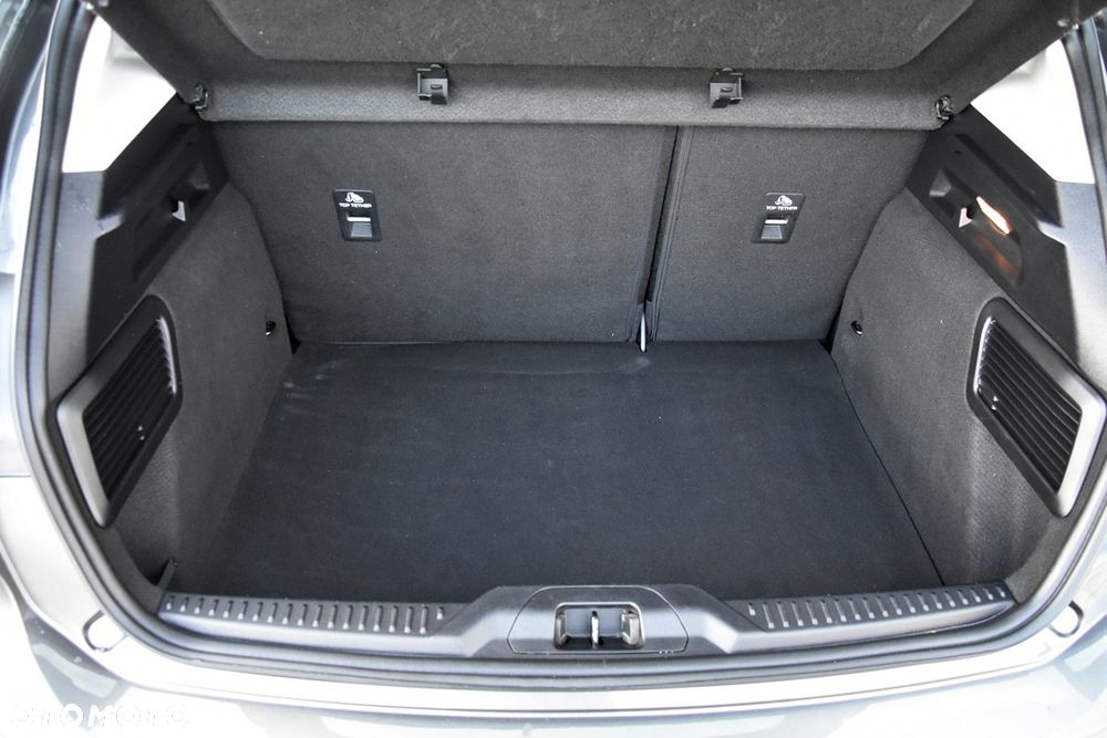 Ford Focus 1.0 EcoBoost Hybrid ACTIVE STYLE - 22