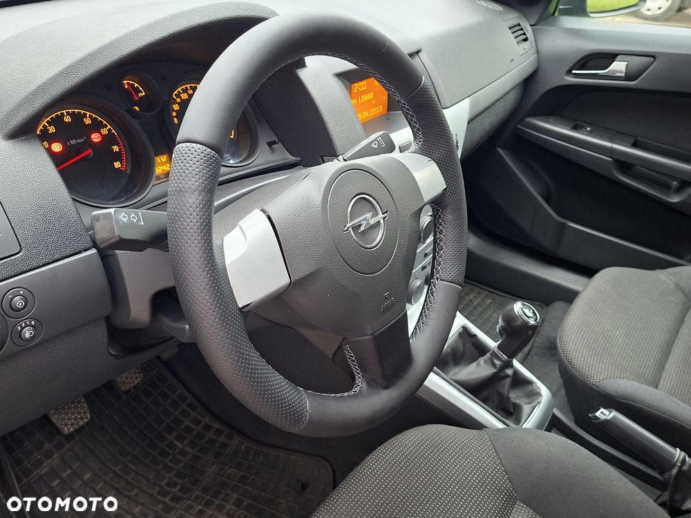 Opel Astra - 8