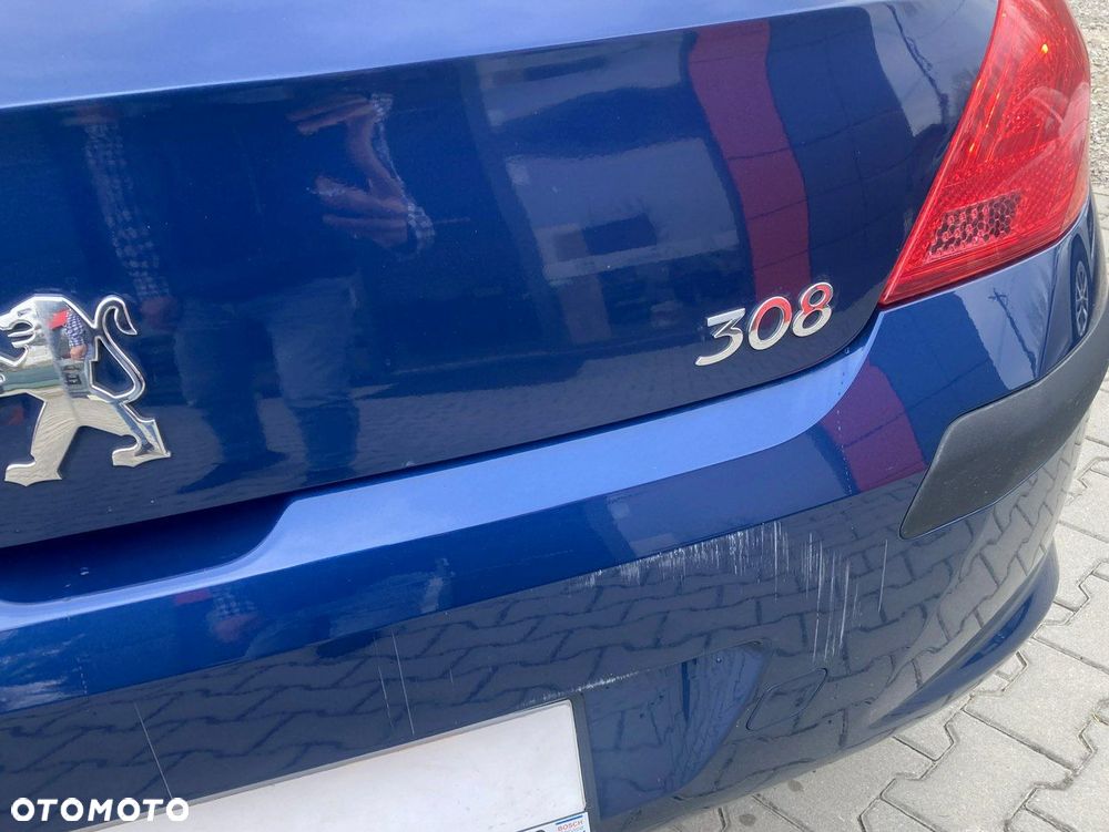 Peugeot 308 120 VTi Style - 32