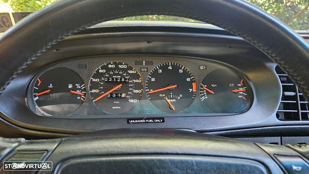 Porsche 944 Turbo S - 8