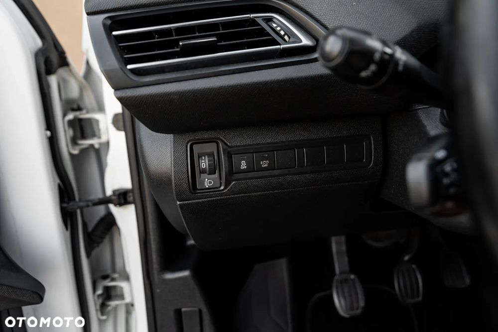 Peugeot 308 PureTech 130 Stop & Start Winter Edition - 35