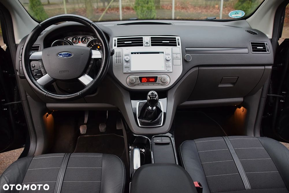 Ford Kuga 2.0 TDCi 4x4 Trend - 29