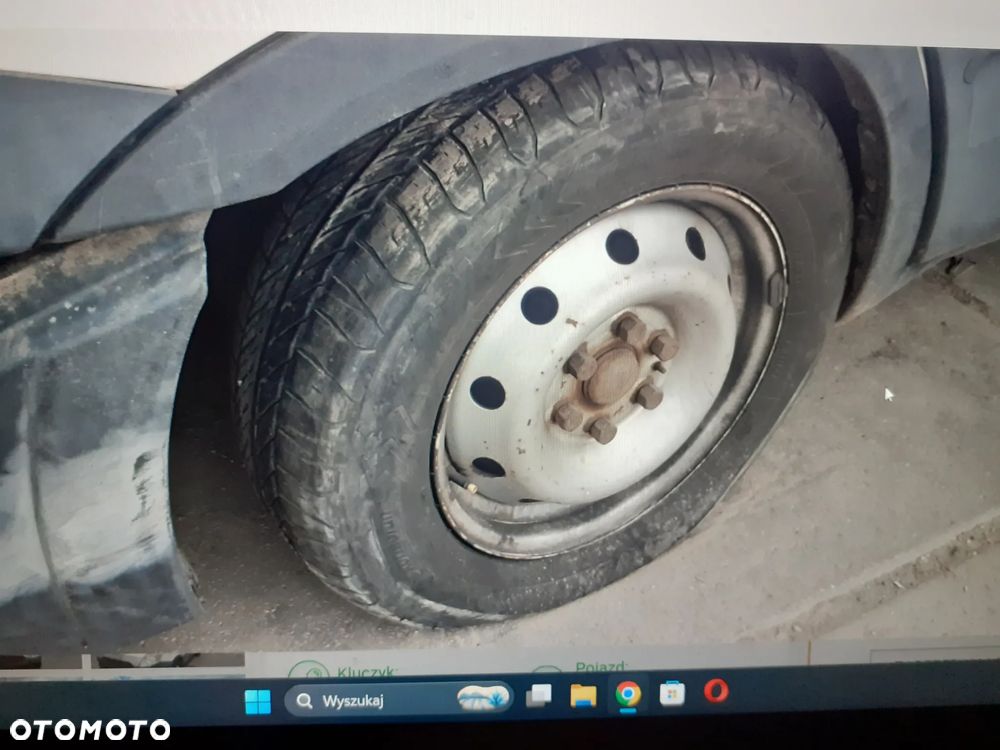 Iveco 35s13 - 24