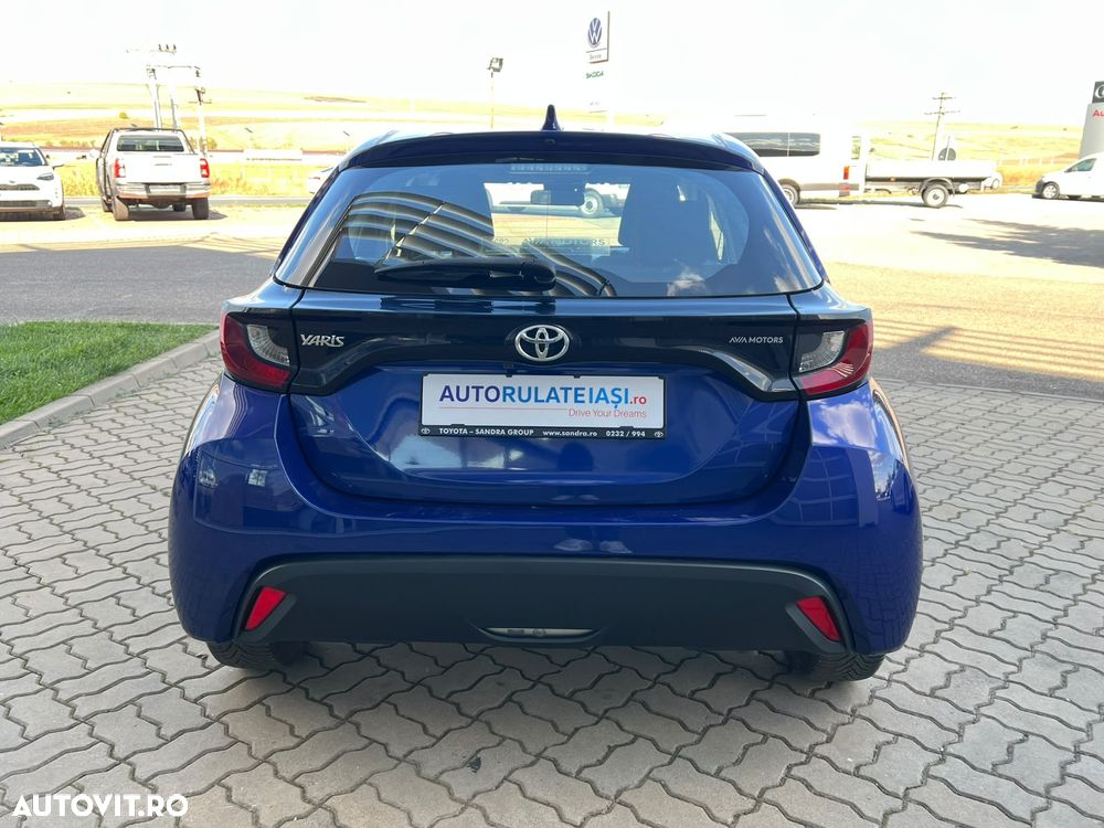 Toyota Yaris 1.5 L Dynamic - 7