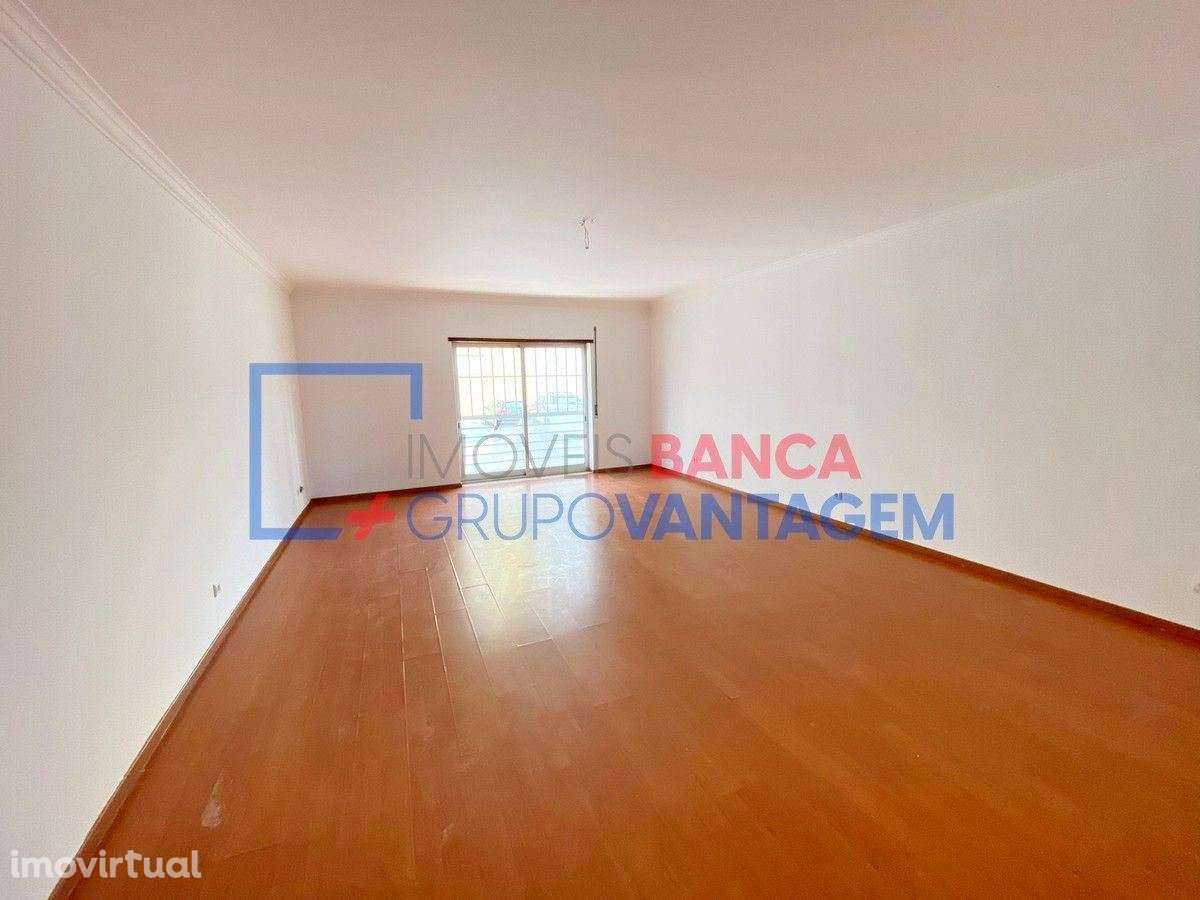 Apartamento T4 para Venda - Grande imagem: 2/28