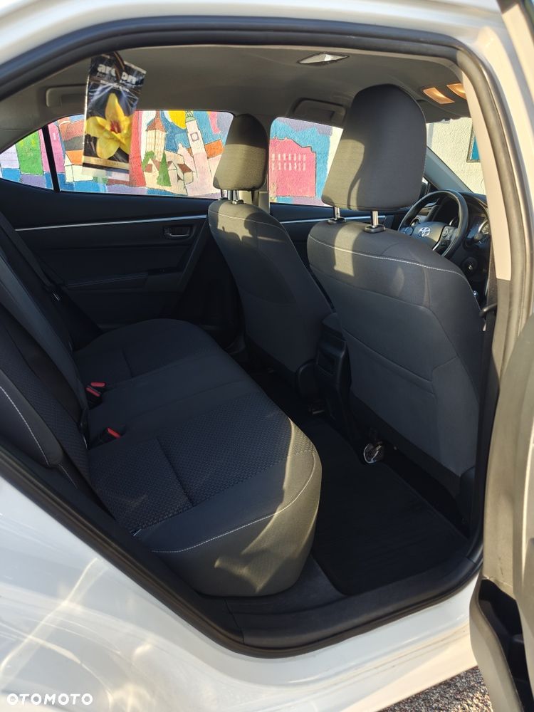 Toyota Corolla - 7