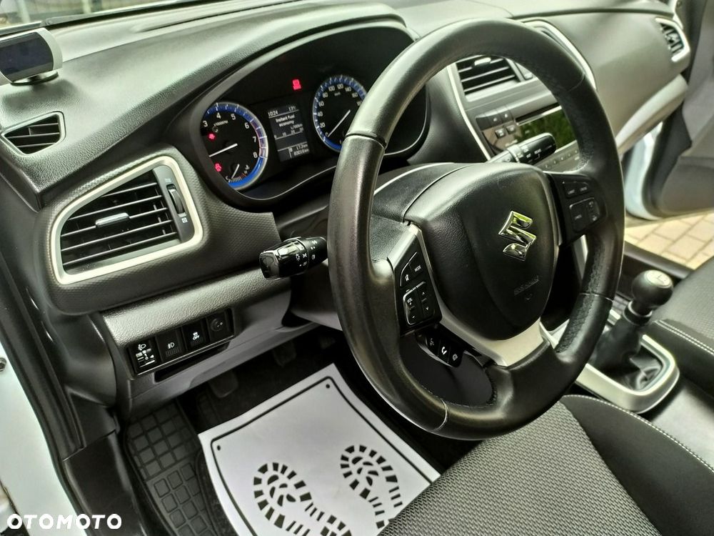 Suzuki SX4 S-Cross - 15