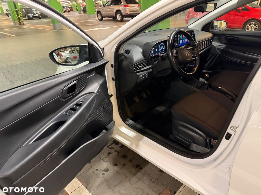 Hyundai i20 1.2 Modern - 31