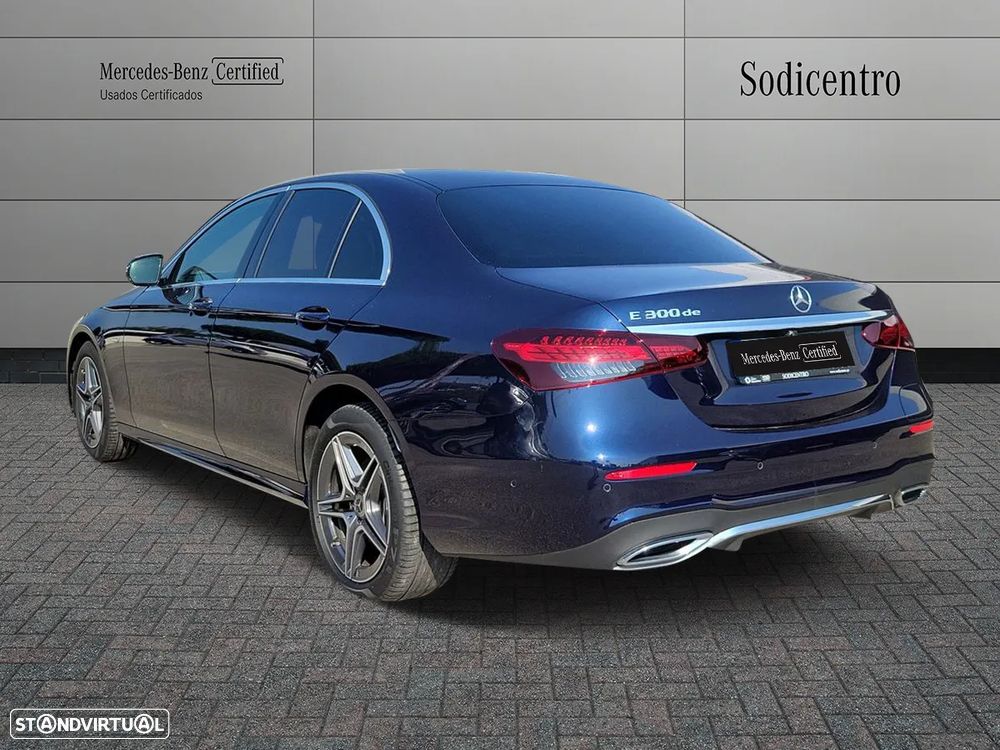 Mercedes-Benz E 300 de AMG Line - 3