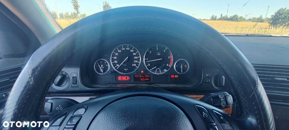 BMW Seria 5 - 8