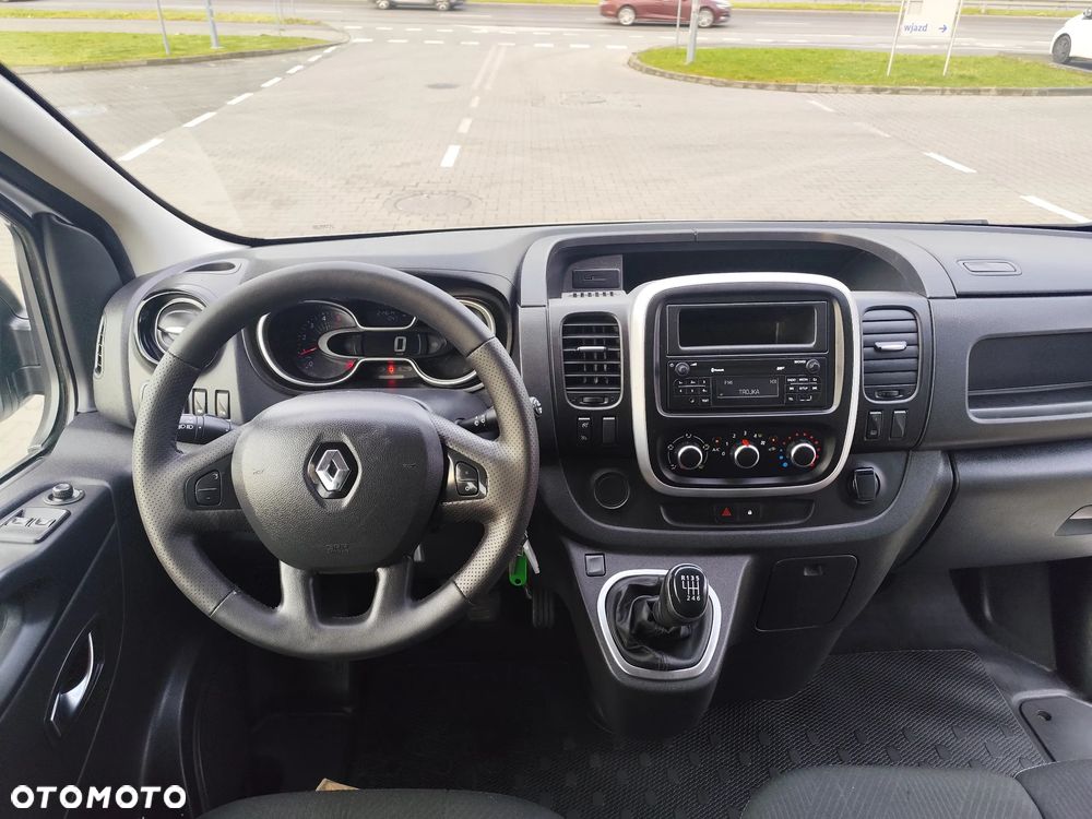 Renault Trafic - 19