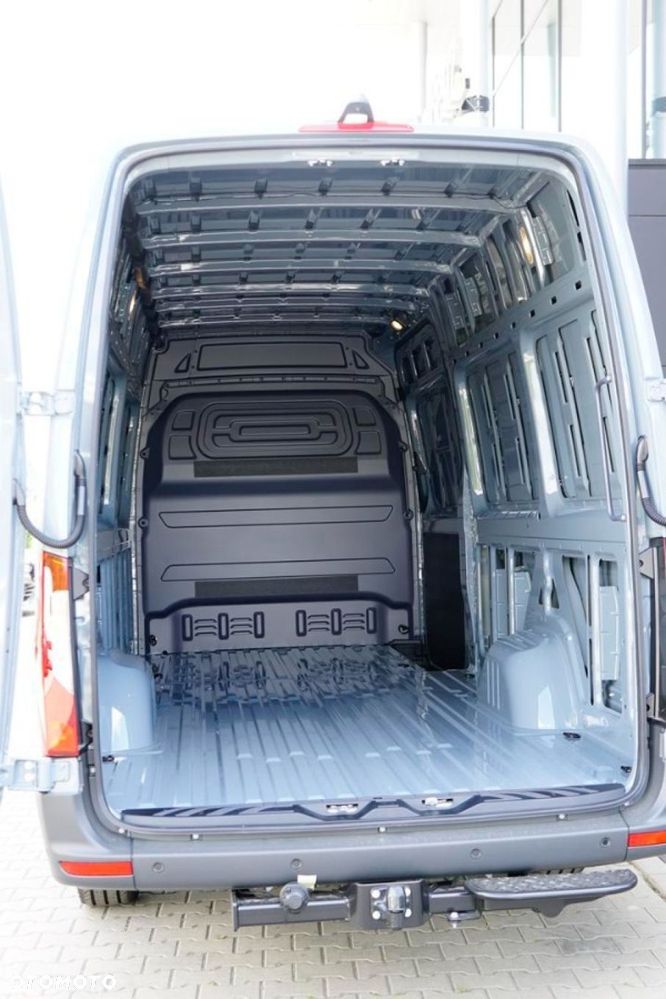 Mercedes-Benz Sprinter - 7