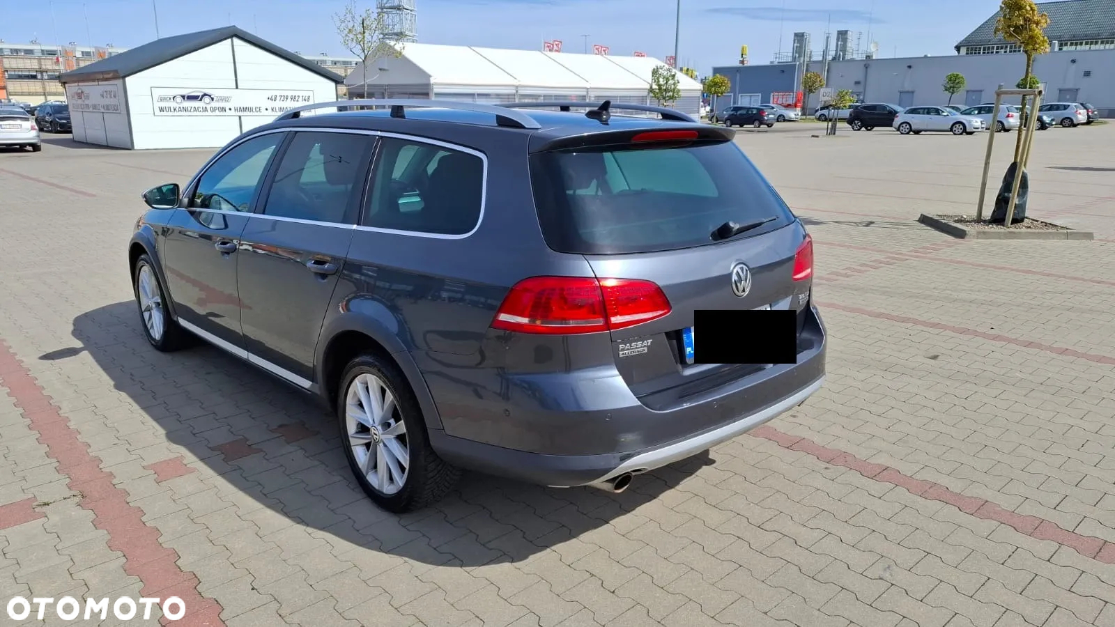 Volkswagen Passat 2.0 TDI Perfectline R-Style DSG - 8