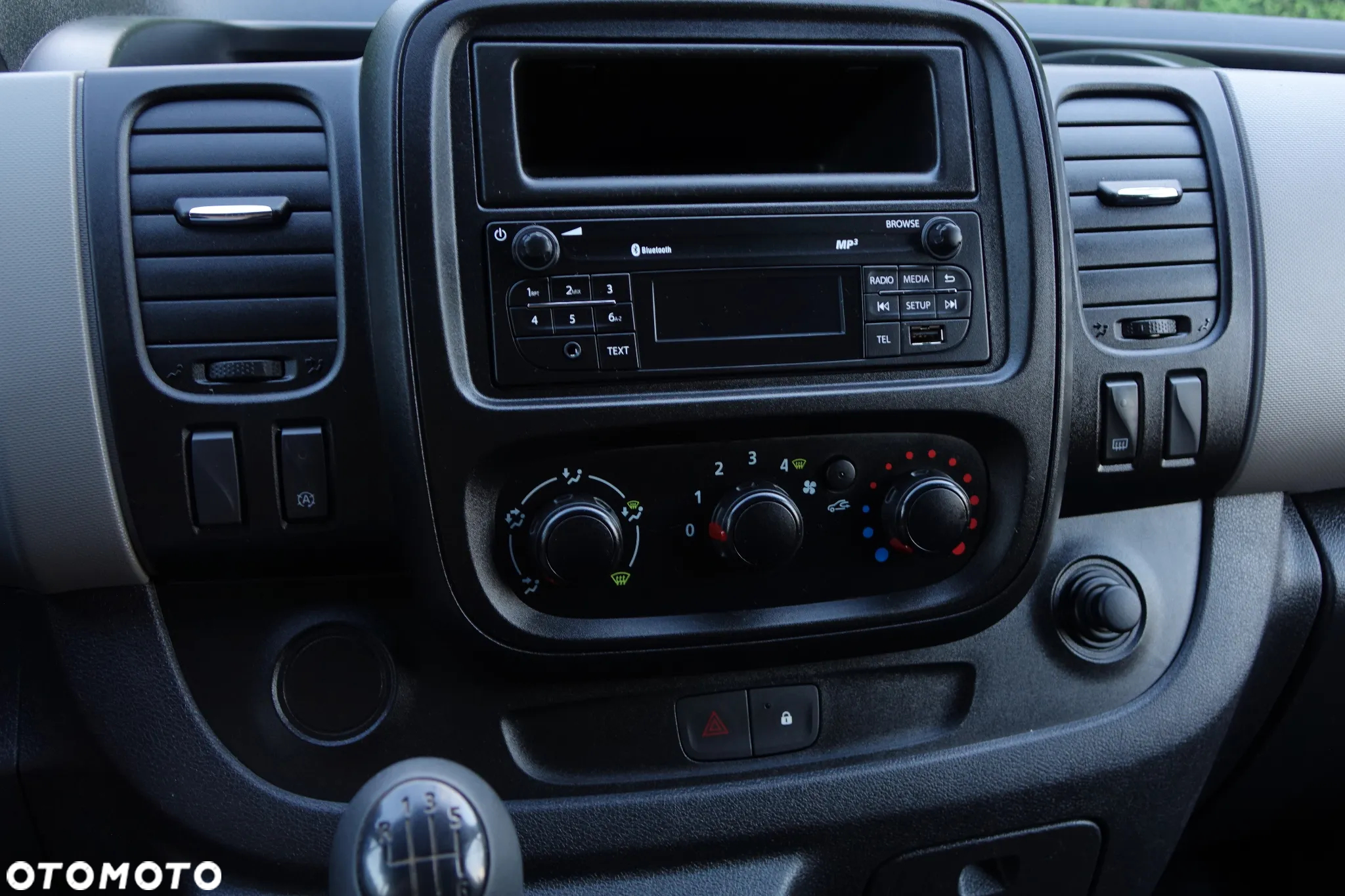 Renault Trafic 3-osobowy L1H1 MAŁY PRZEBIEG - 14