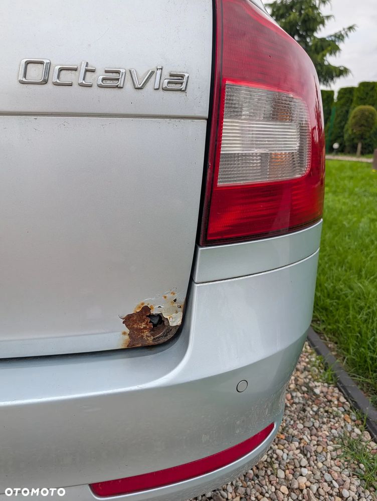 Skoda Octavia 1.6 TDI Ambiente DSG - 4