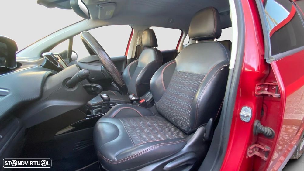 Peugeot 2008 1.2 PureTech GT Line EAT6 - 8
