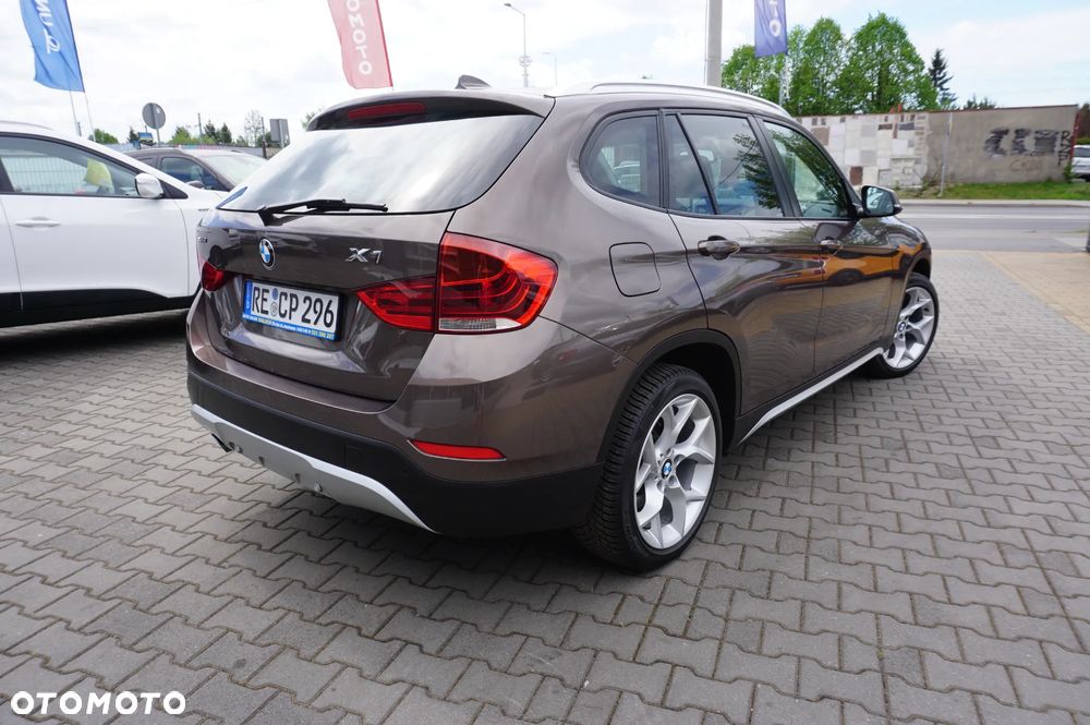 BMW X1 xDrive18d Sport Line - 4