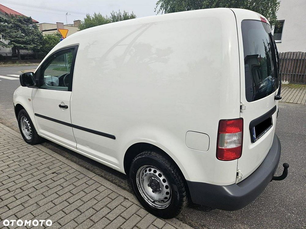 Volkswagen Caddy - 4