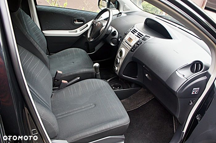 Toyota Yaris 1.4 D-4D Edition - 21