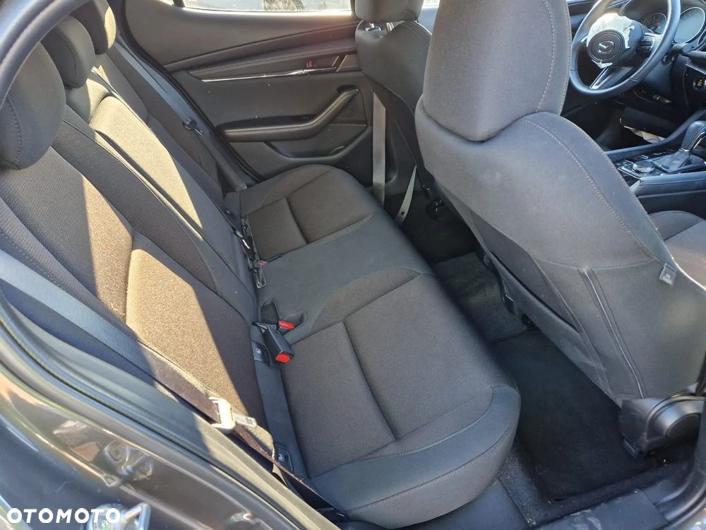 Mazda 3 2.0 mHEV Centre-Line - 11