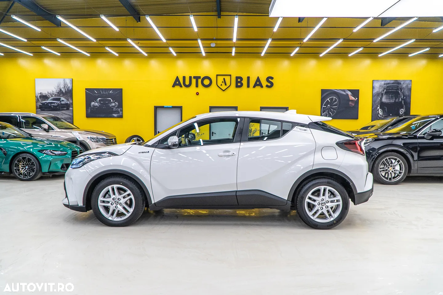 Toyota C-HR 1.8 HSD 122 CP 4x2 CVT Cult - 17